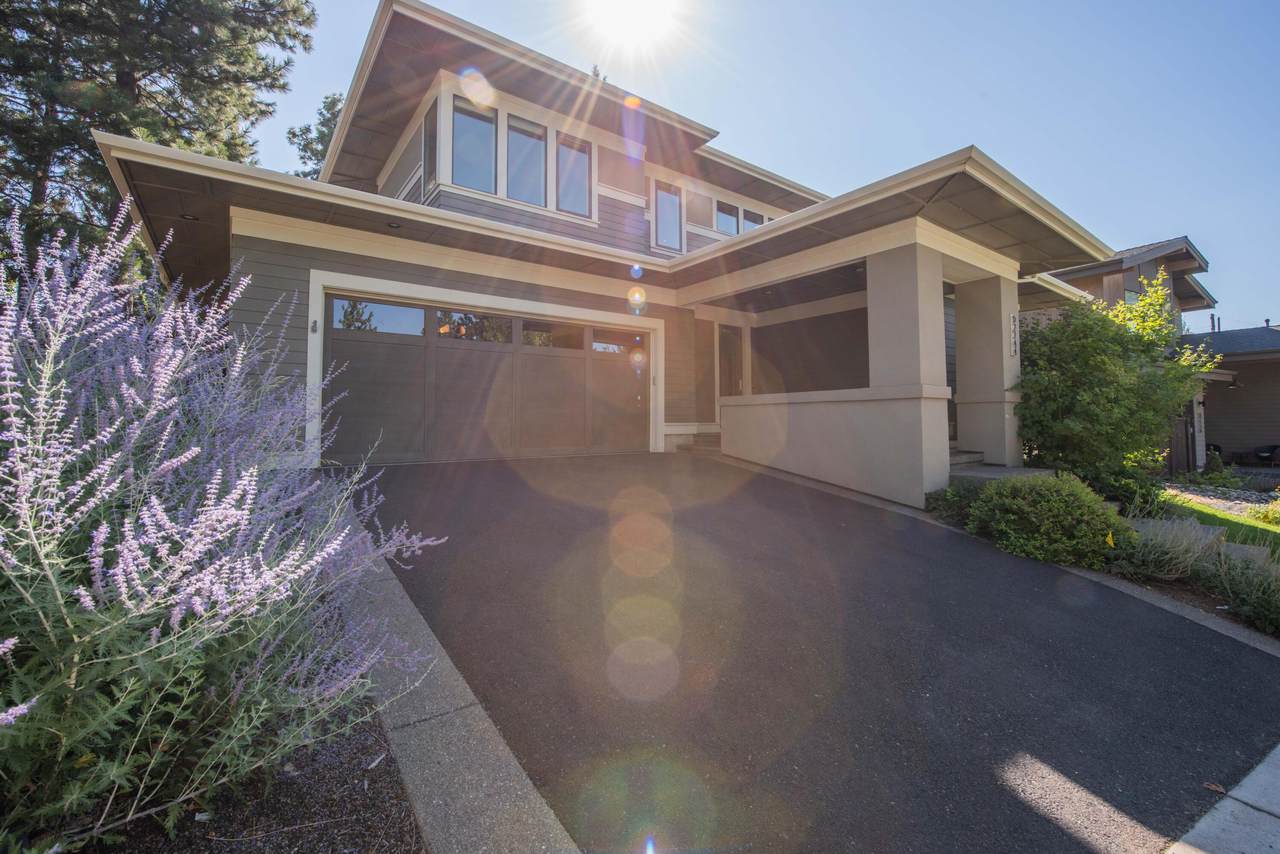 62744 Mehama Drive - Photo 1