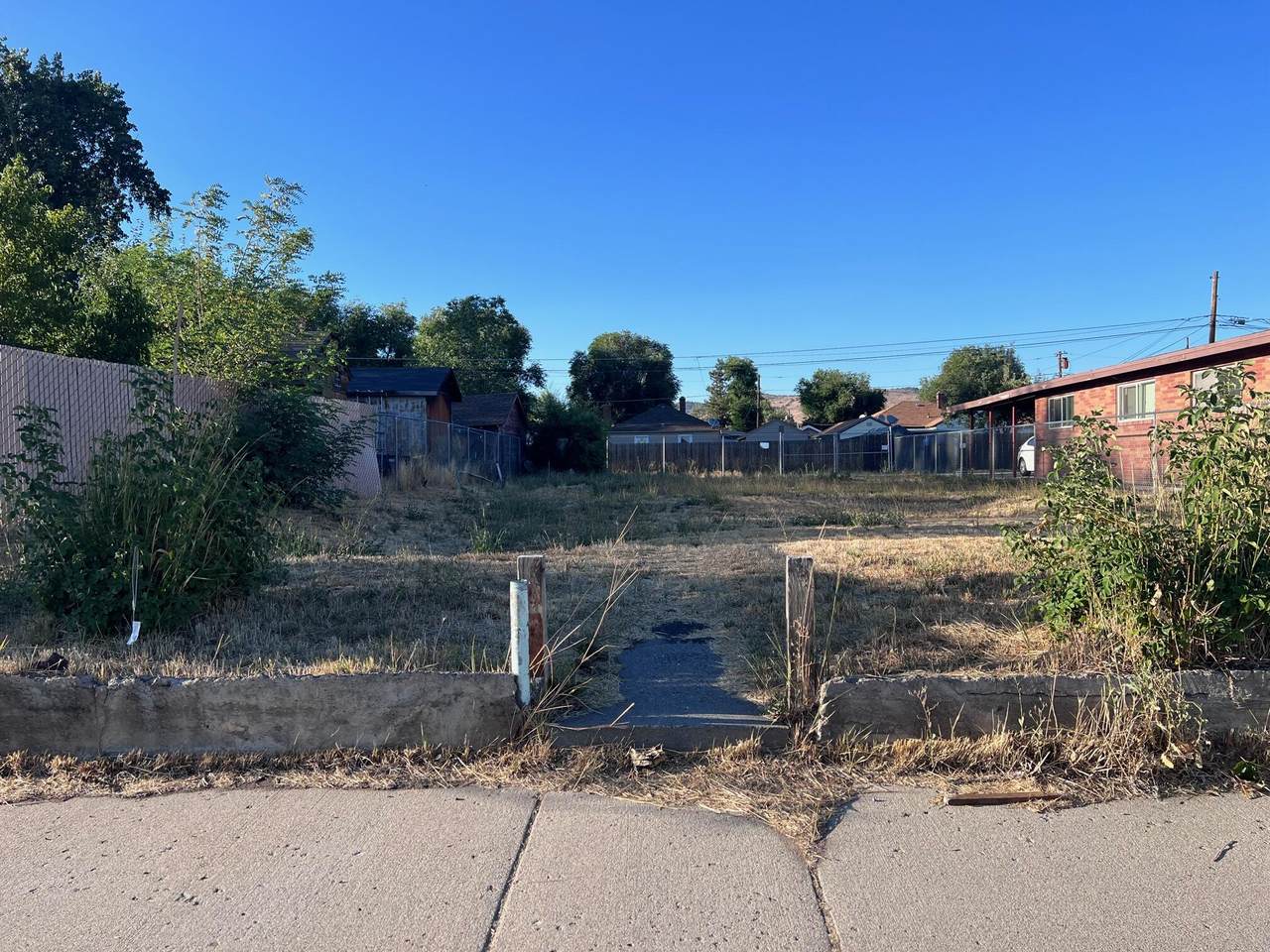 2221 Union Avenue - Photo 1