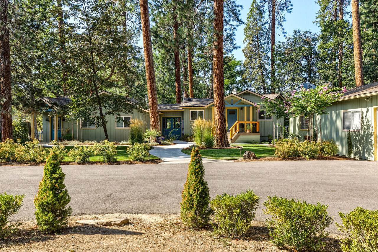 274 Park Drive - Photo 1