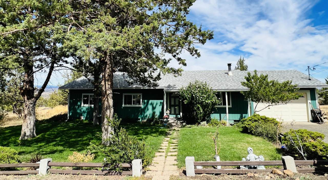 6540 Mountain View Drive - Photo 1