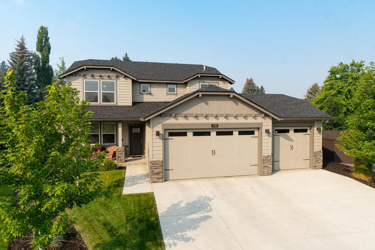 1795 Shadowcrest Way - Photo 1