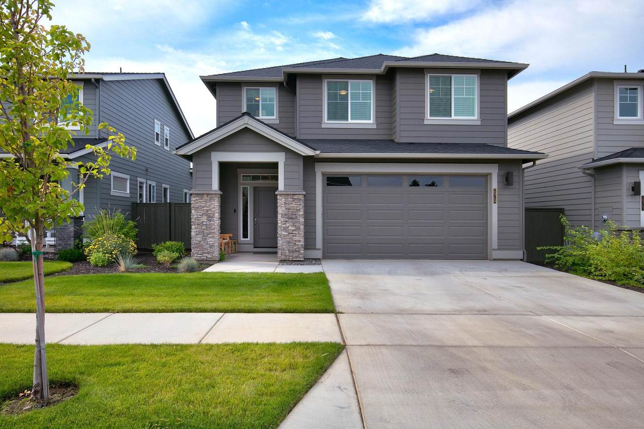 20769 Iron Horse Lane - Photo 1