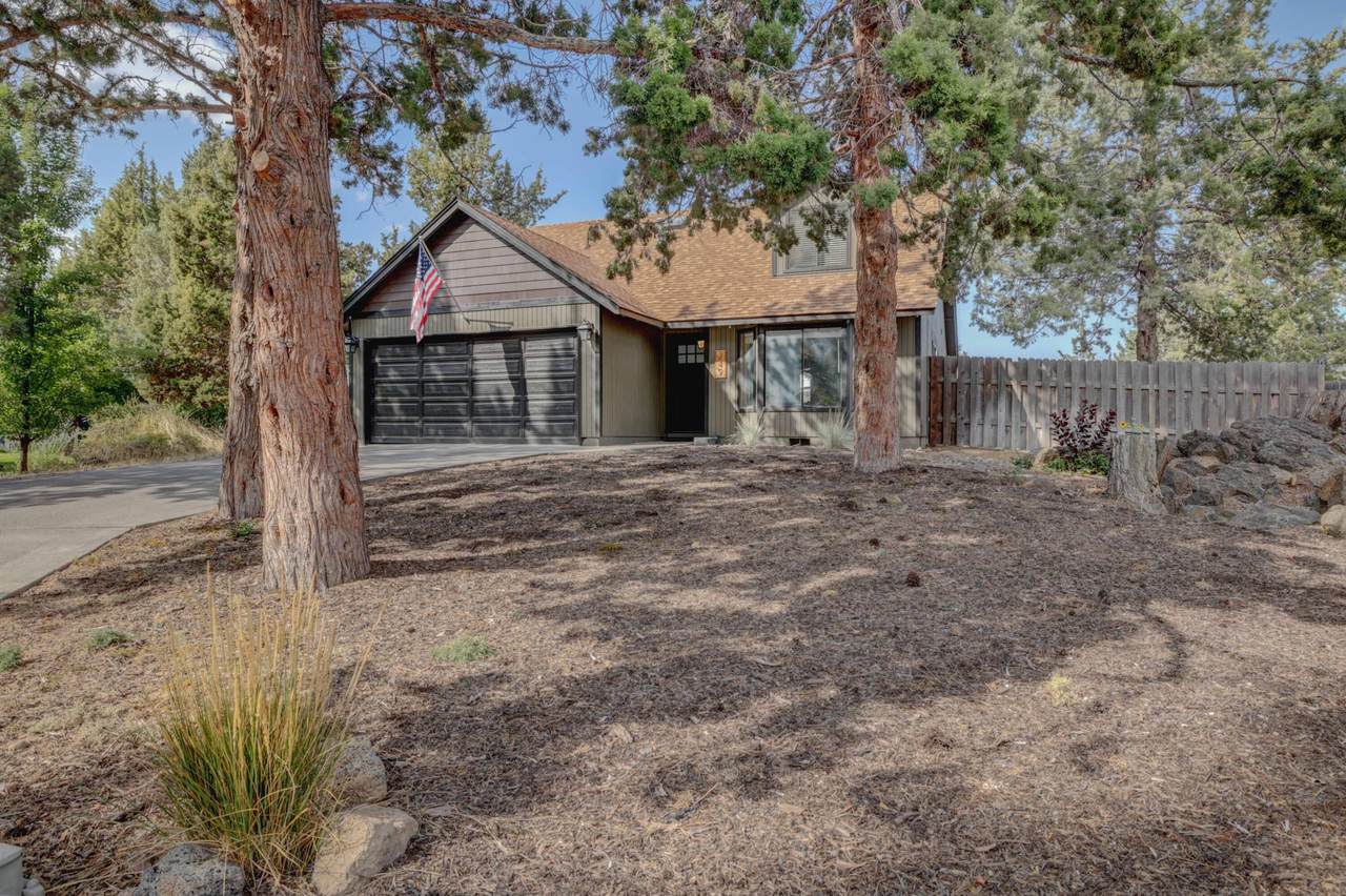 749 Breitenbush Lane - Photo 1