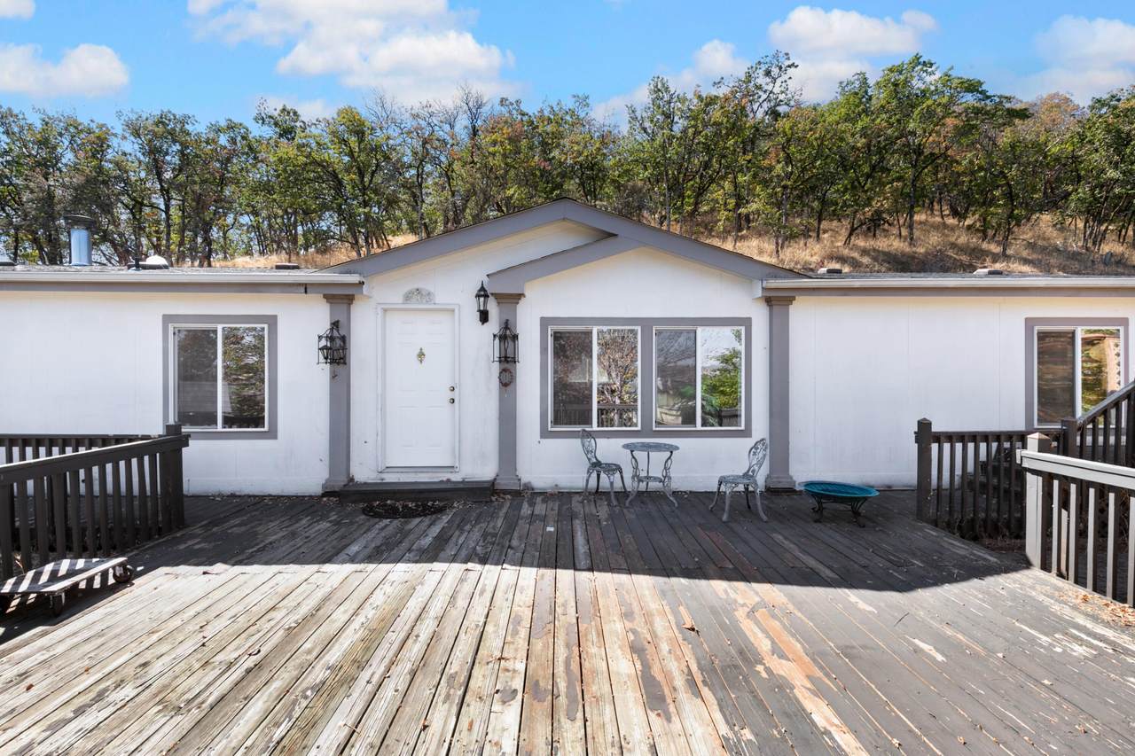 5821 Tamarack Lane - Photo 1