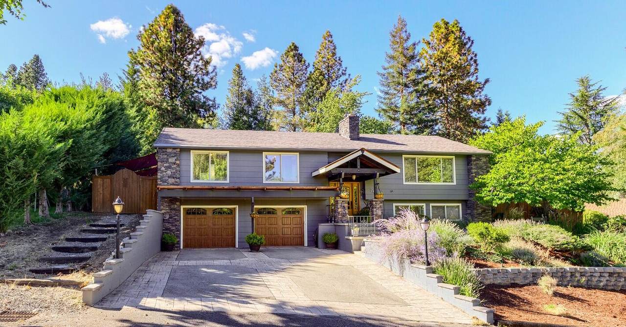 240 Stagecoach Drive - Photo 1