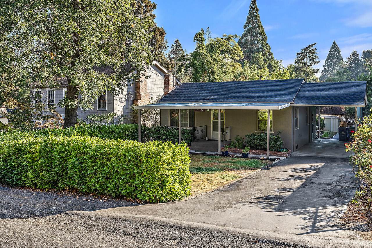 111 Florence Avenue - Photo 1