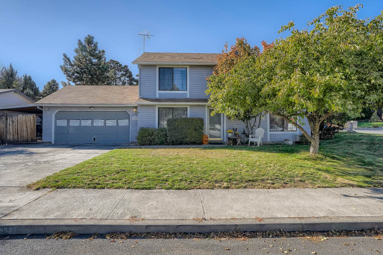 1953 Red Rock Lane - Photo 1