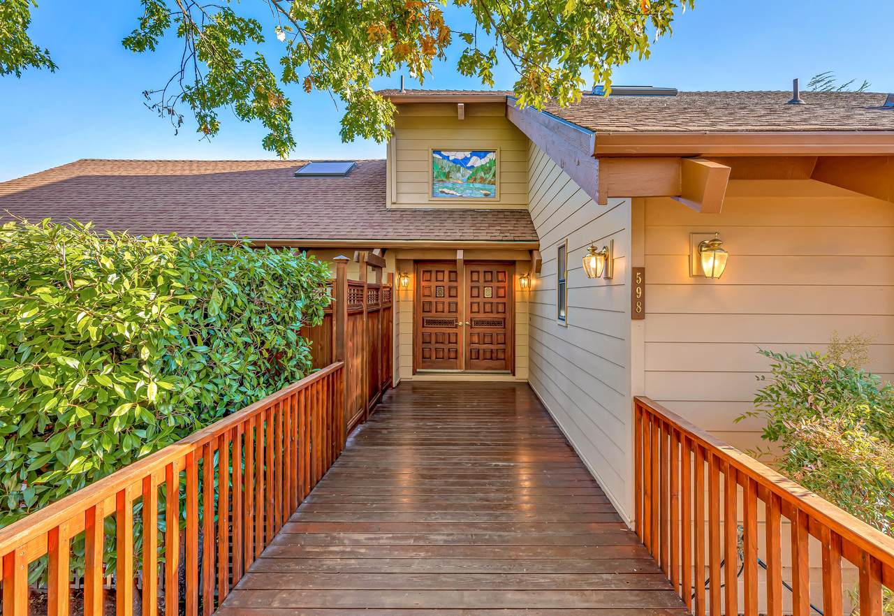 598 Thornton Way - Photo 1