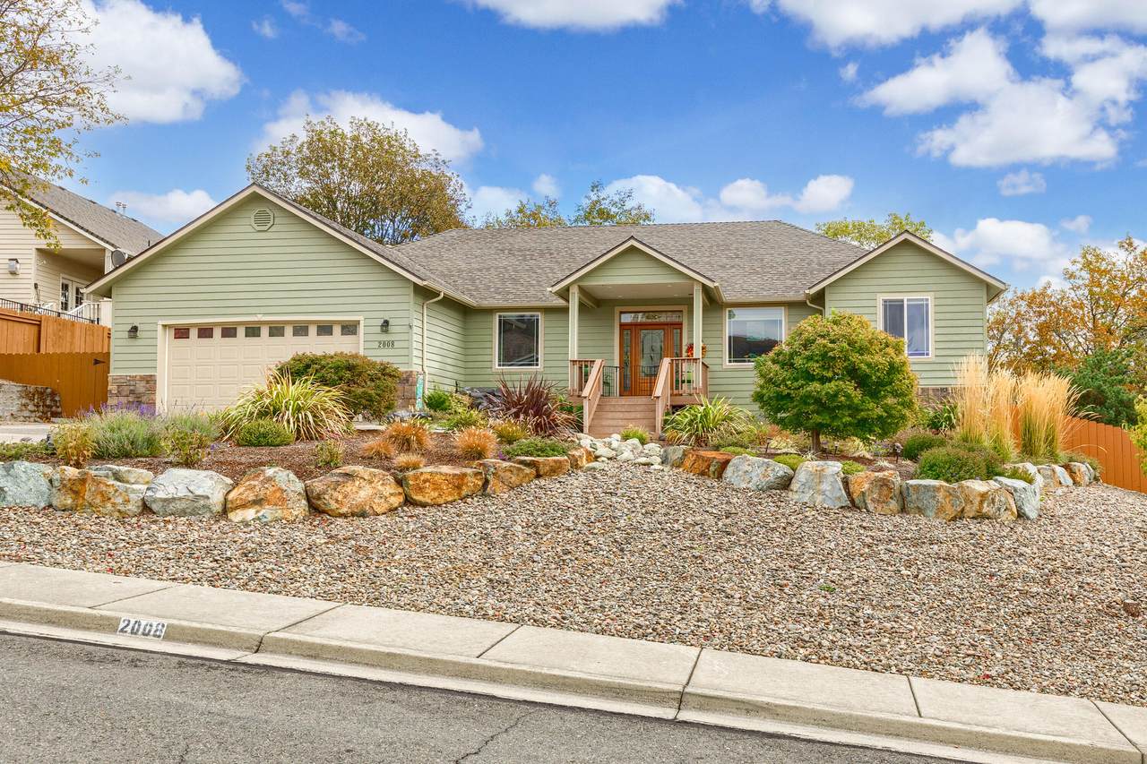 2008 Sunview Place - Photo 1