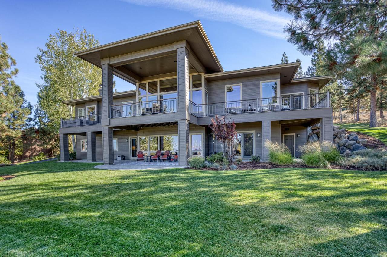 1703 Remarkable Drive - Photo 1