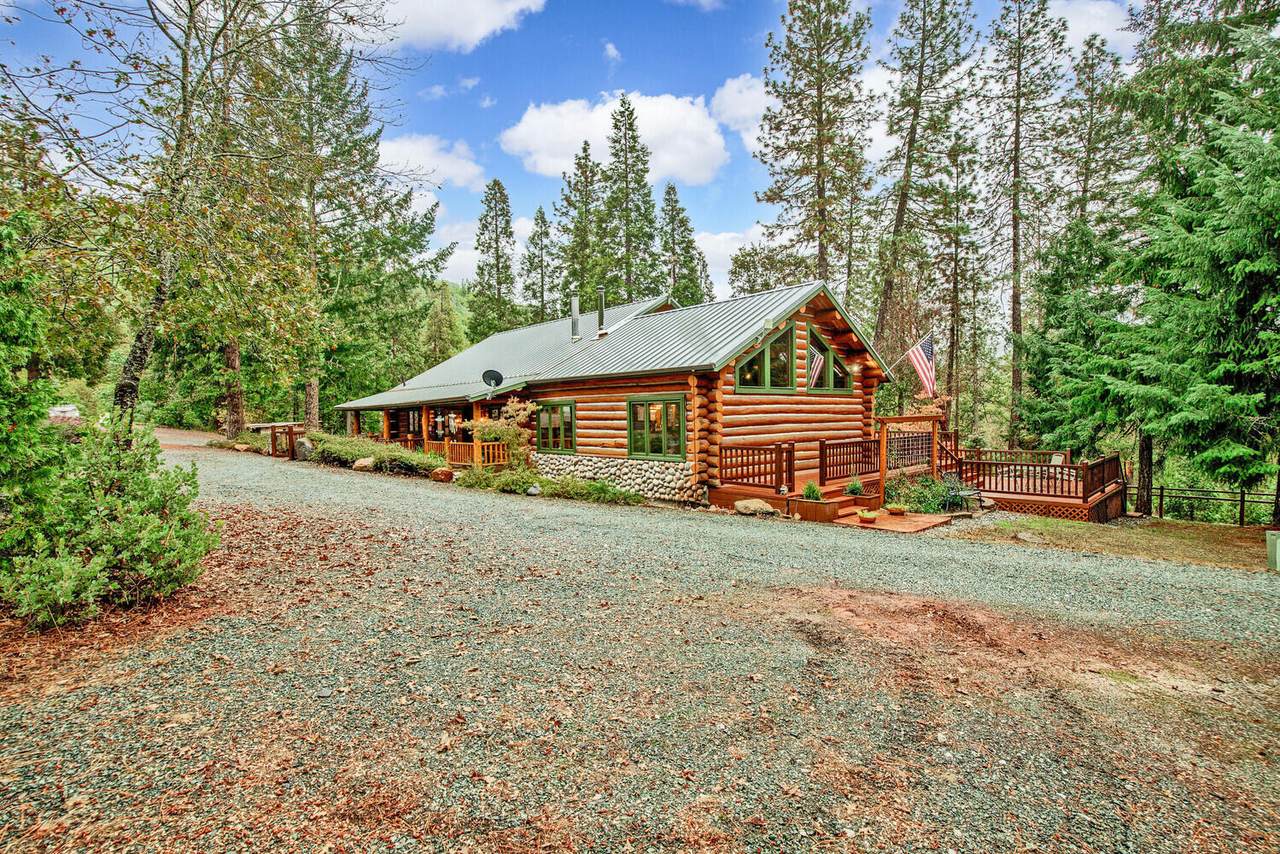 401 Agee Drive - Photo 1