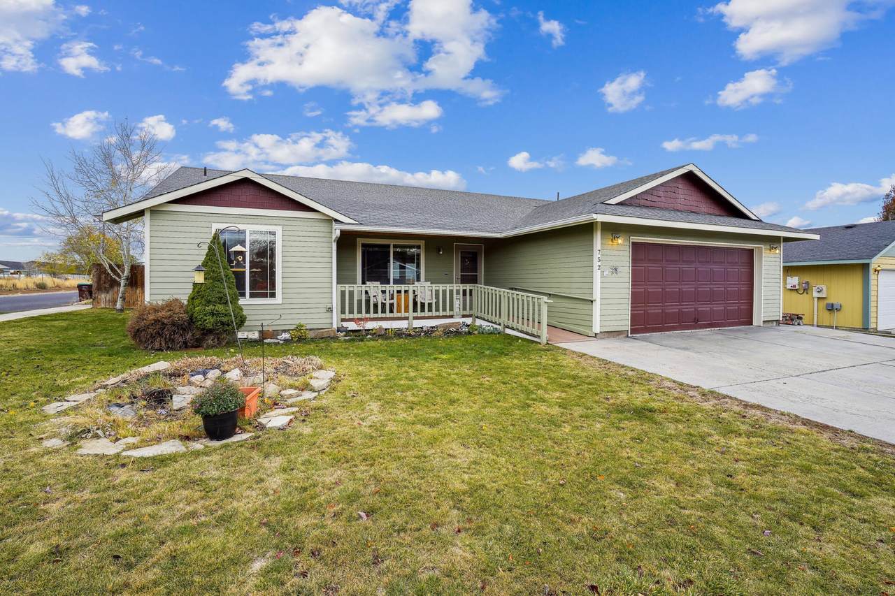 752 Blackbear Street - Photo 1