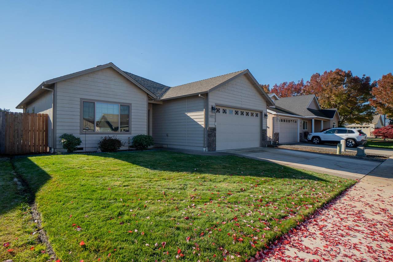 1071 Compton Way - Photo 1