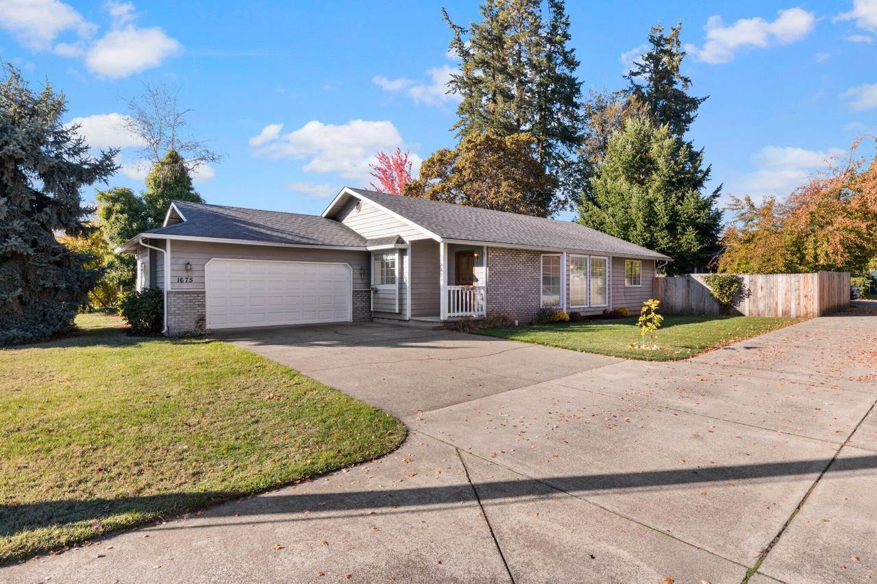 1675 Leonard Road - Photo 1