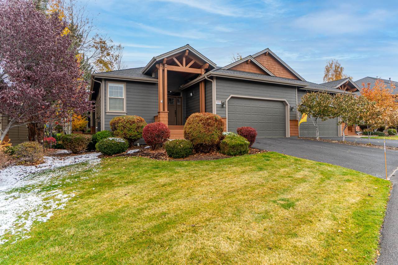 8433 Forest Ridge Loop - Photo 1
