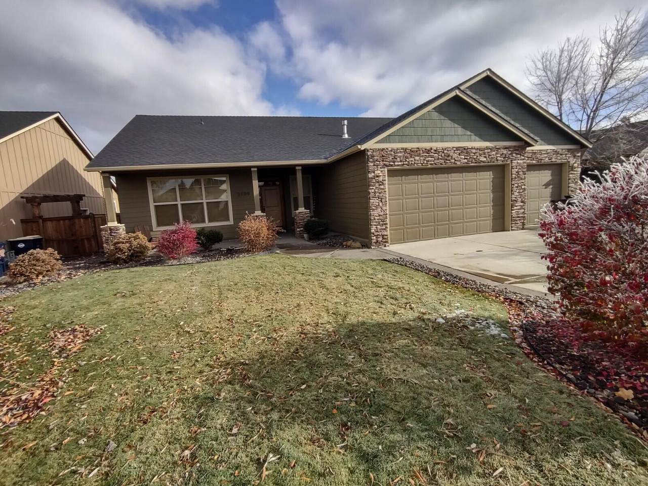2586 19th Street - Photo 1