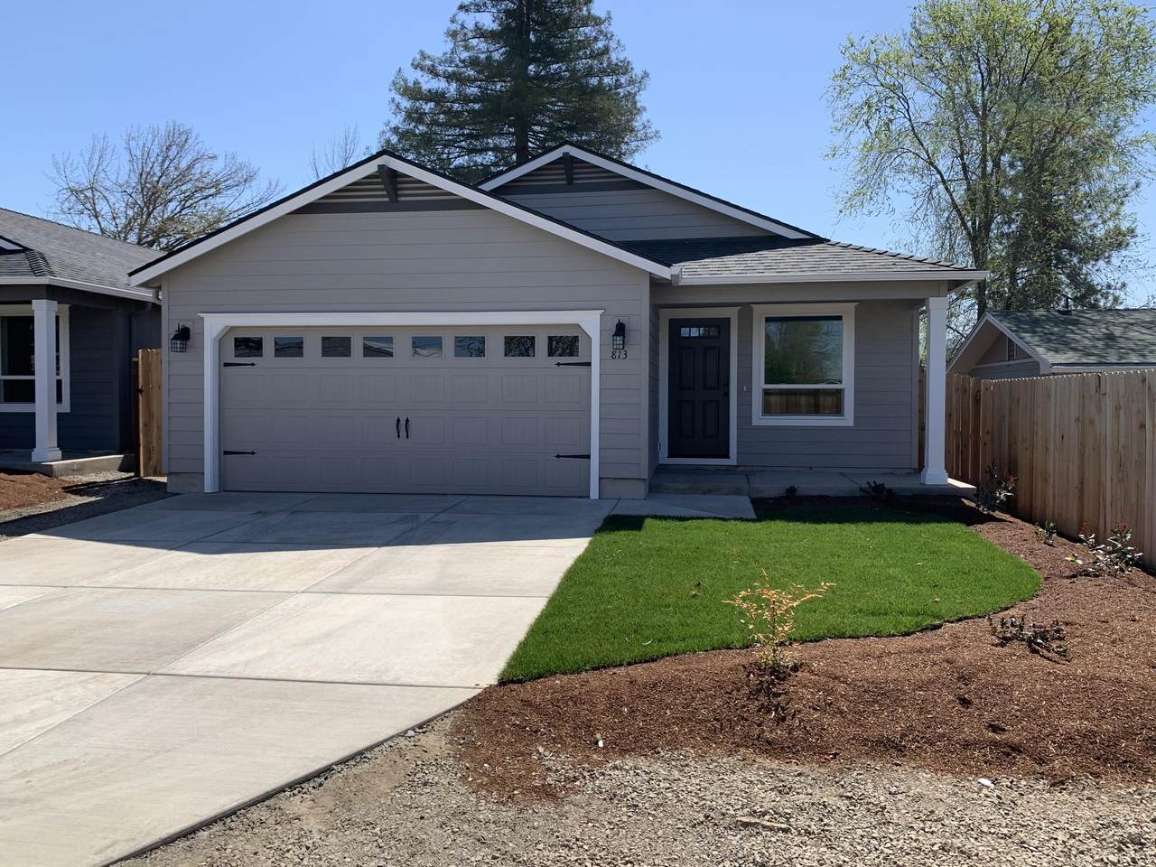 884 Archer Drive - Photo 1