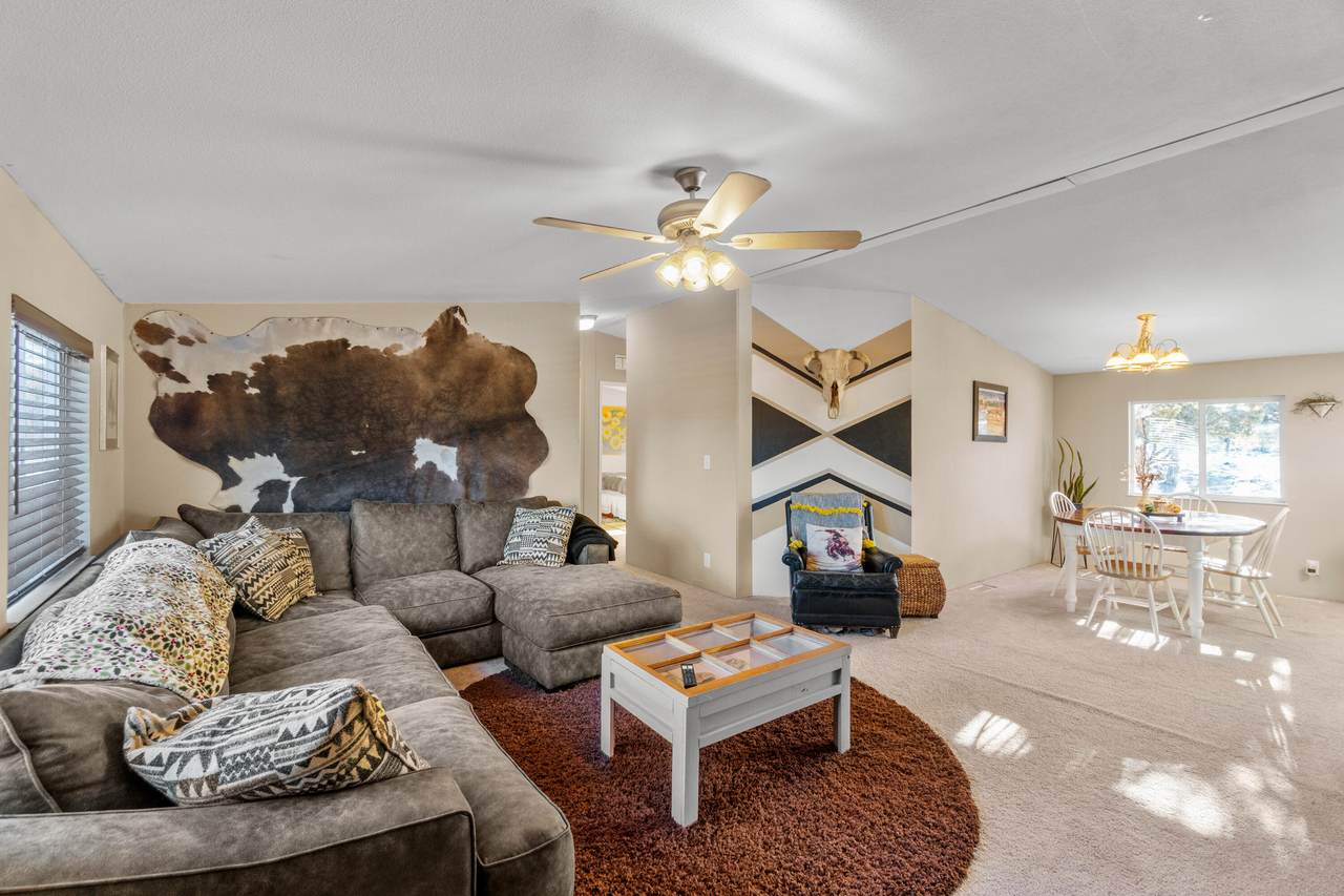 7769 Se Walther Loop - Photo 1