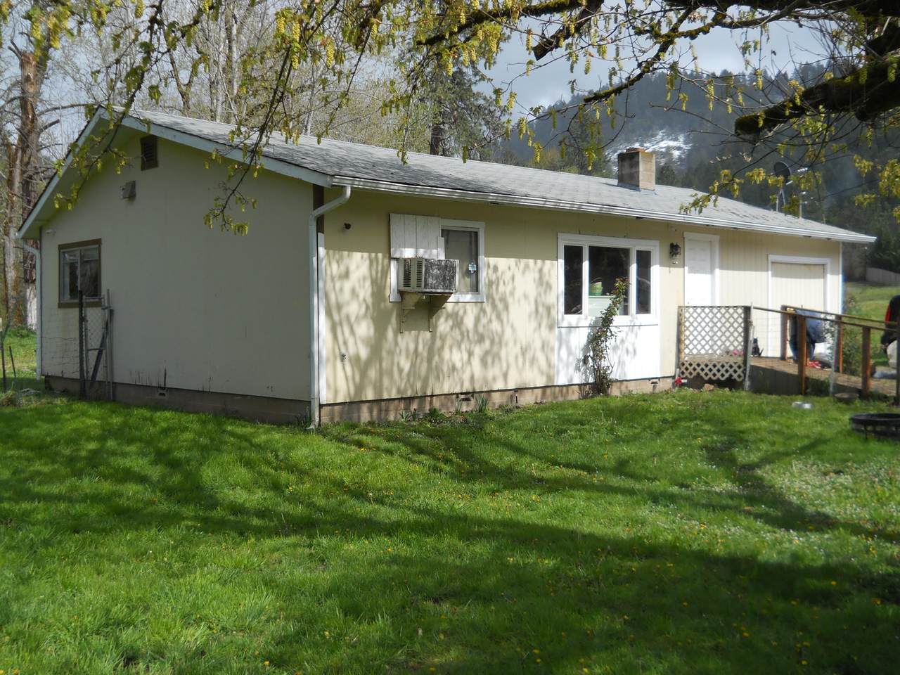 130 Bloom Road - Photo 1