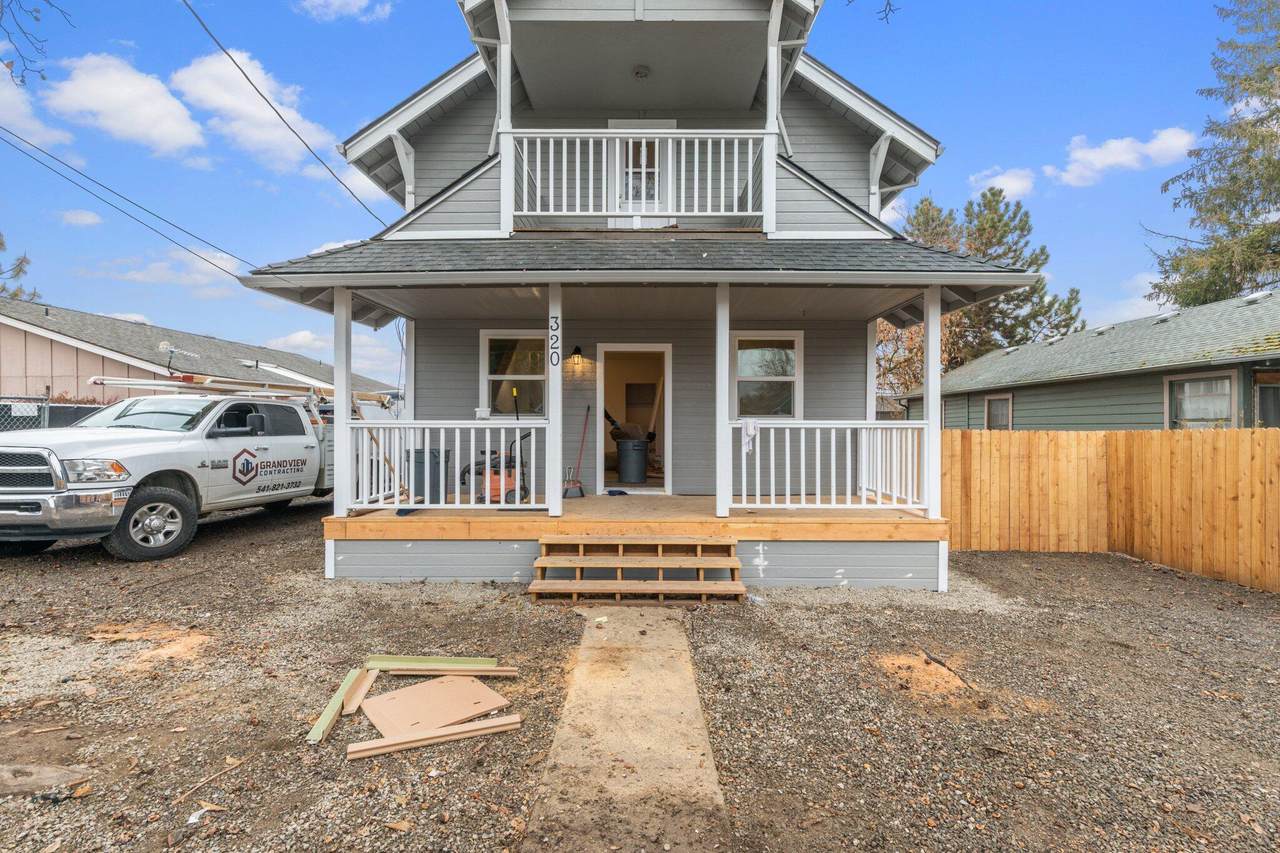 320 Clark Street - Photo 1