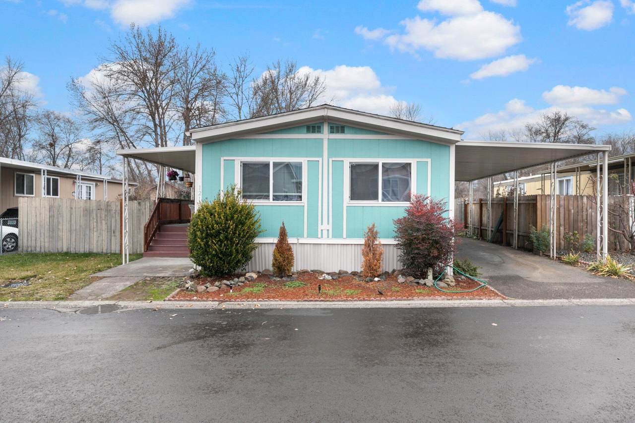 3555 Pacific Highway - Photo 1