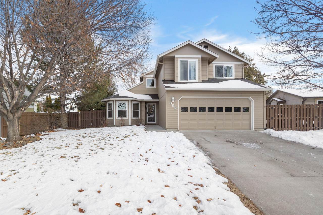 896 Providence Drive - Photo 1