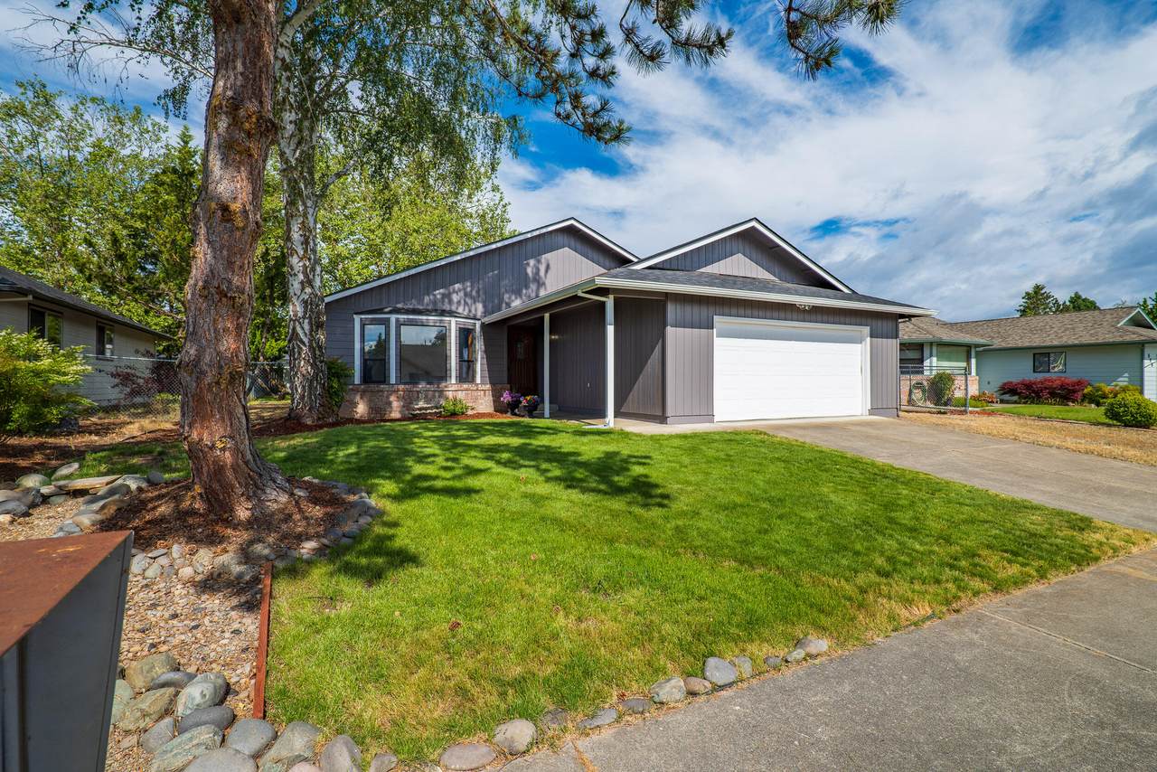 876 Delsie Drive - Photo 1