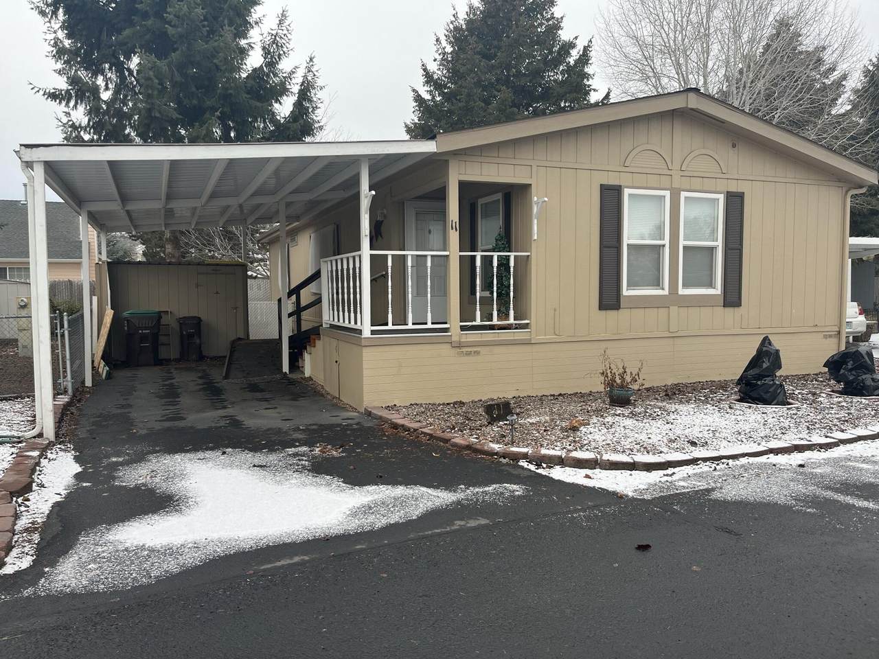 185 Harwood Street - Photo 1