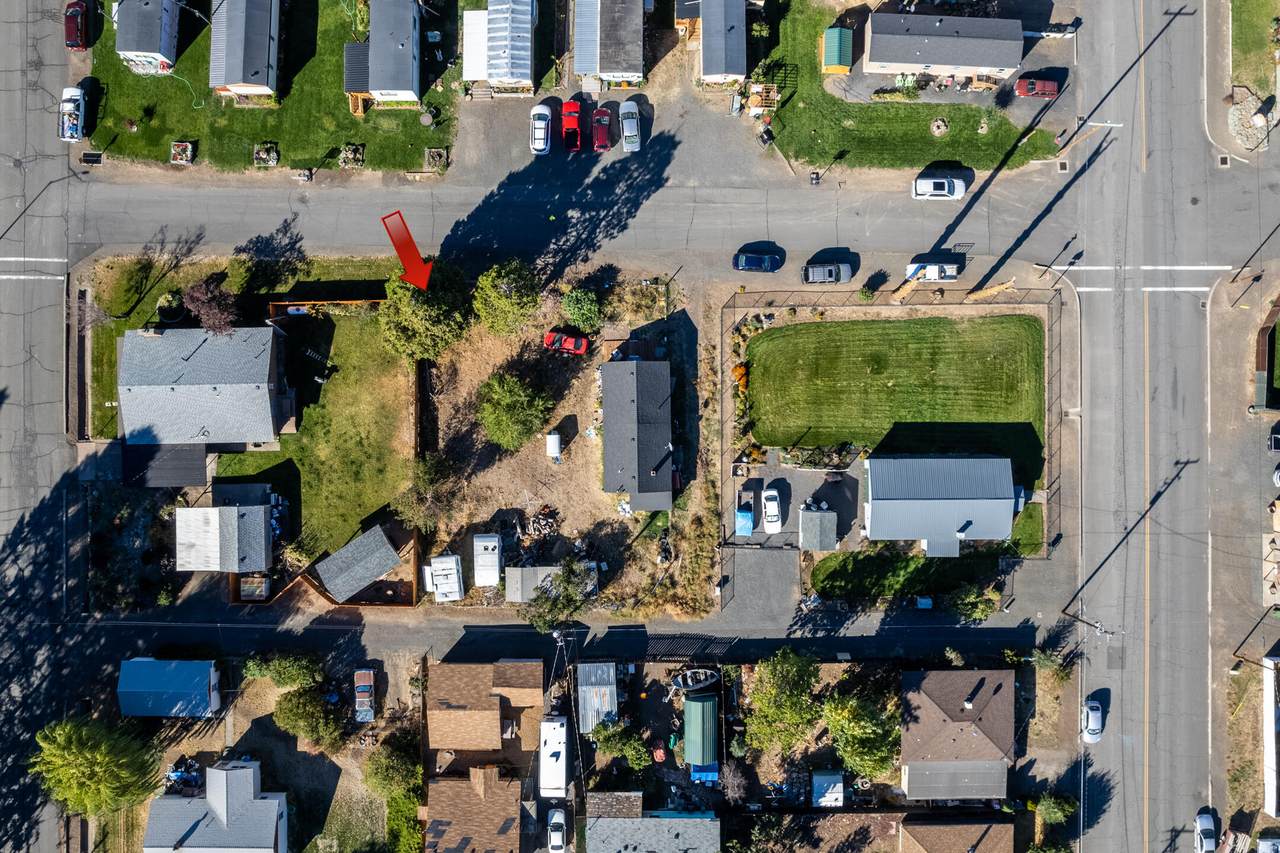 412 4th Avenue - Photo 1