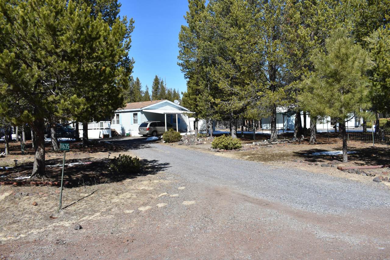 11635 Beechwood Drive - Photo 1