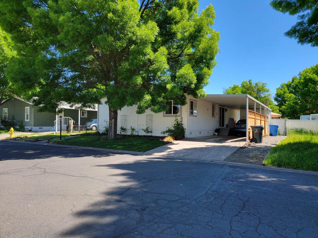 633 E Archwood Drive Unit 52, Eagle Point, OR 97524 (MLS 220182949) Team Birtola High