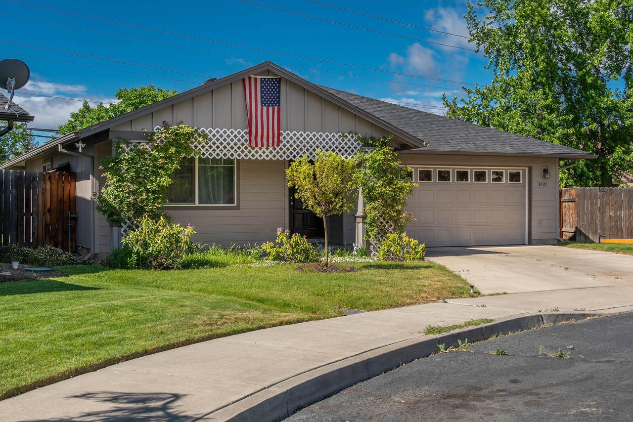 2420 Antler Court - Photo 1