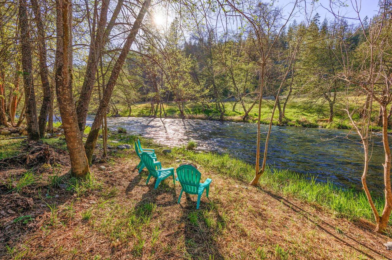 9658 Upper Applegate Road - Photo 1