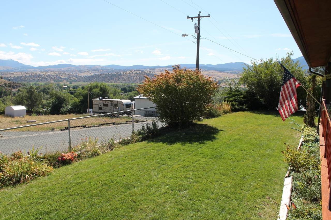 https://bt-photos.global.ssl.fastly.net/coar/1280_boomver_1_220190256-2.jpg