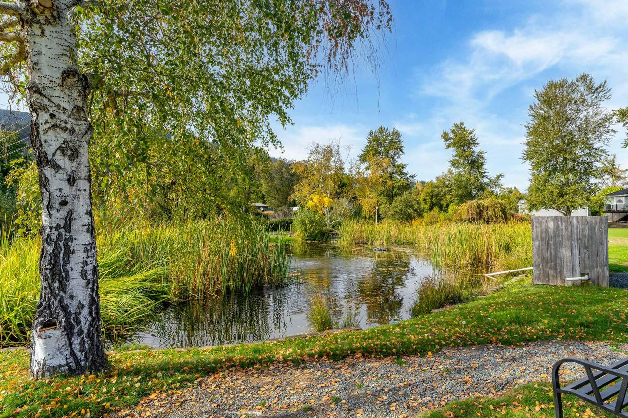 https://bt-photos.global.ssl.fastly.net/coar/1280_boomver_1_220191672-2.jpg