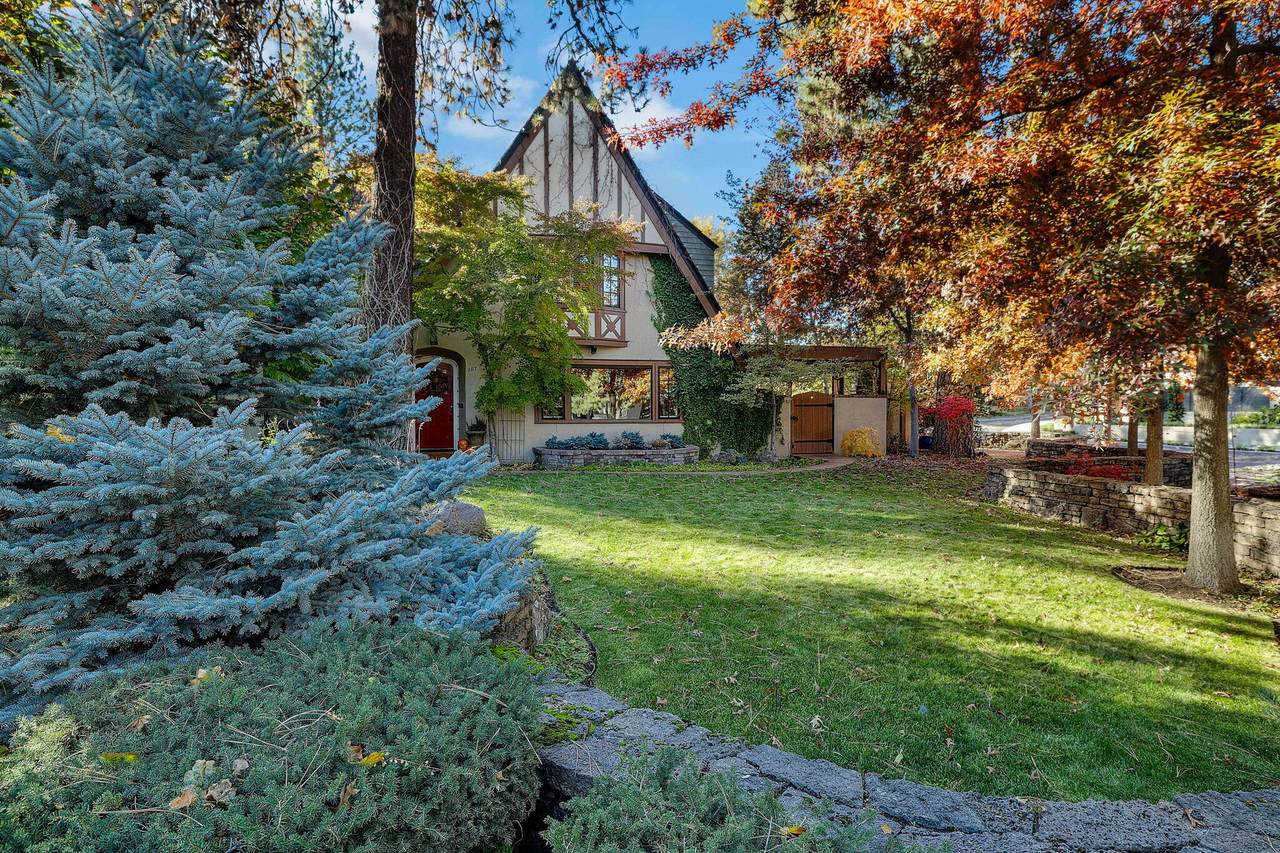 107 Drake Road - Photo 1