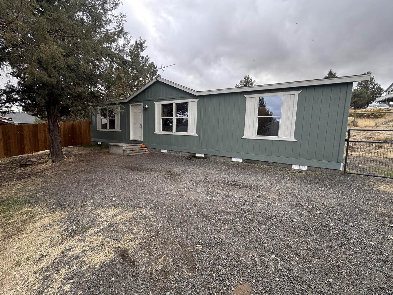 5550 Barnes Street - Photo 1