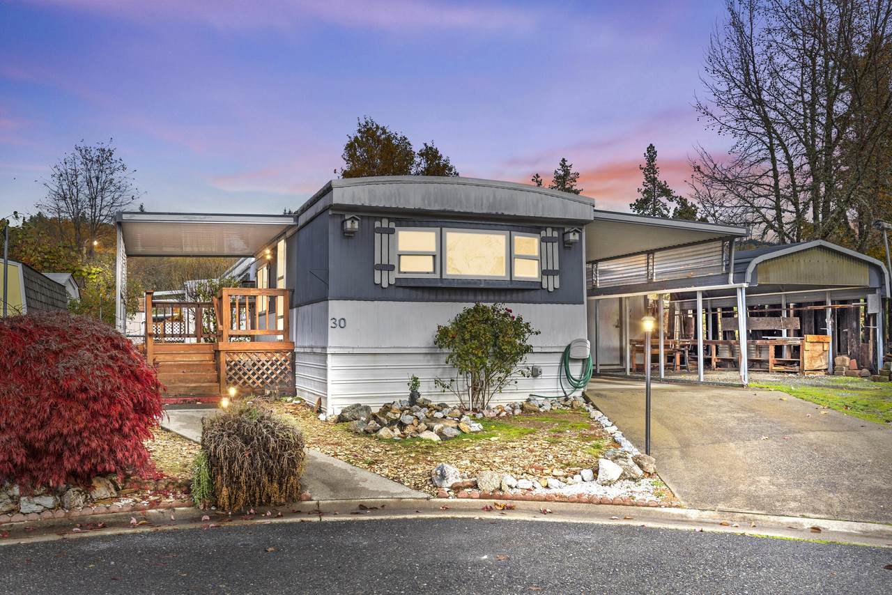 515 Main Street - Photo 1