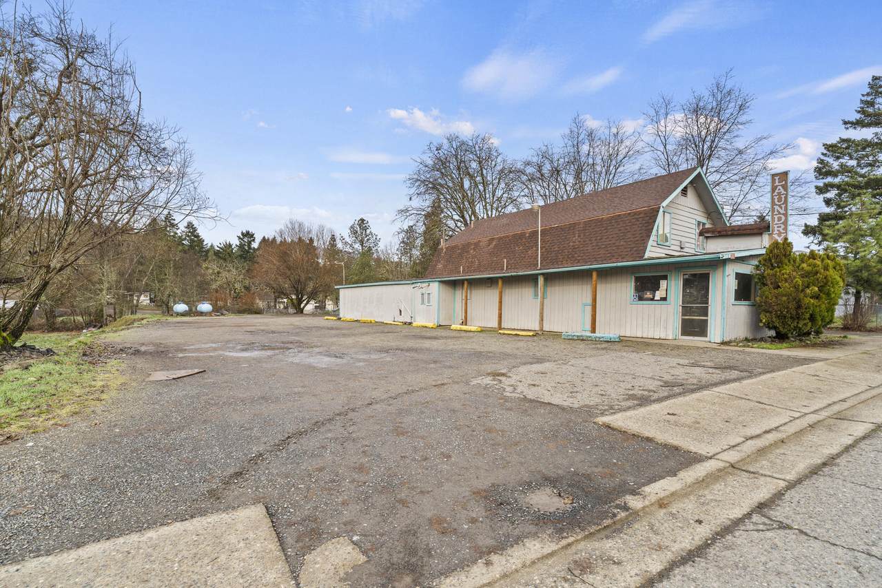 120 Hussey Avenue - Photo 1