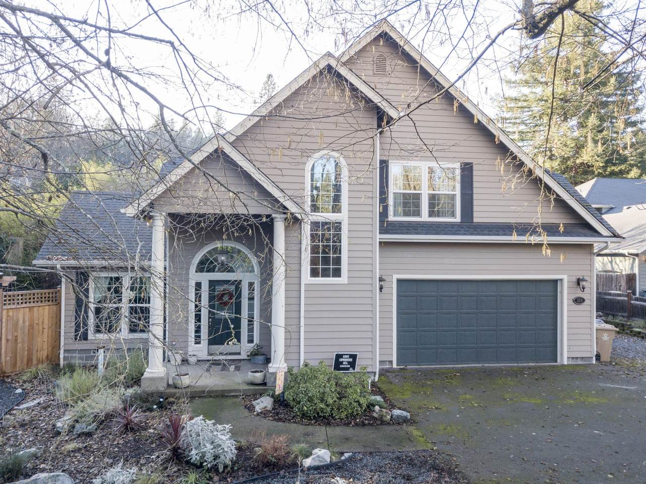 1318 Bellevue Place - Photo 1