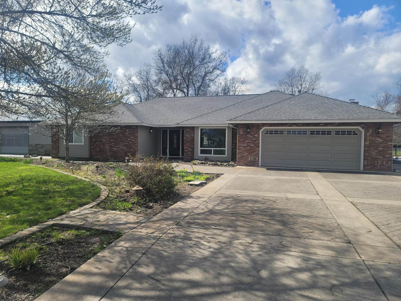 1092 Casino Road - Photo 1