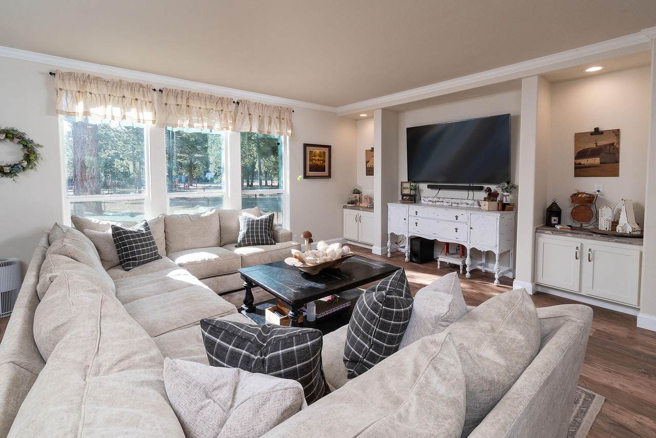 153521 Twilla Court - Photo 1
