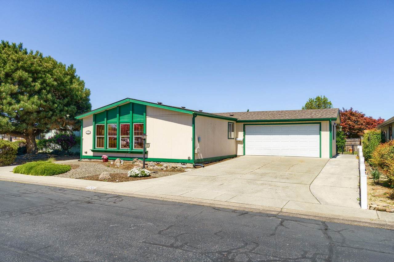 555 Freeman Road - Photo 1