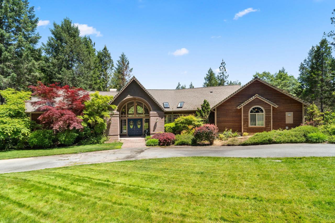 1219 Pinnon Road - Photo 1