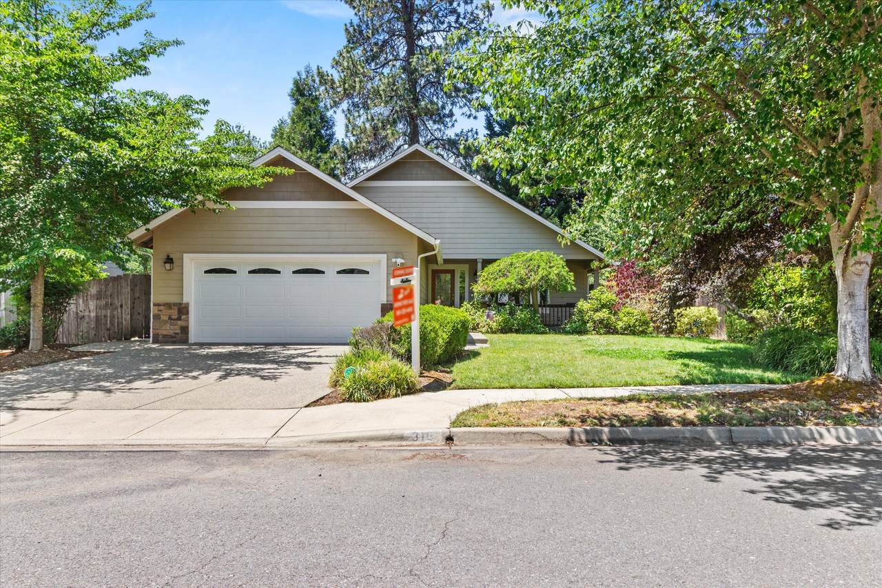 316 Hudson Lane - Photo 1
