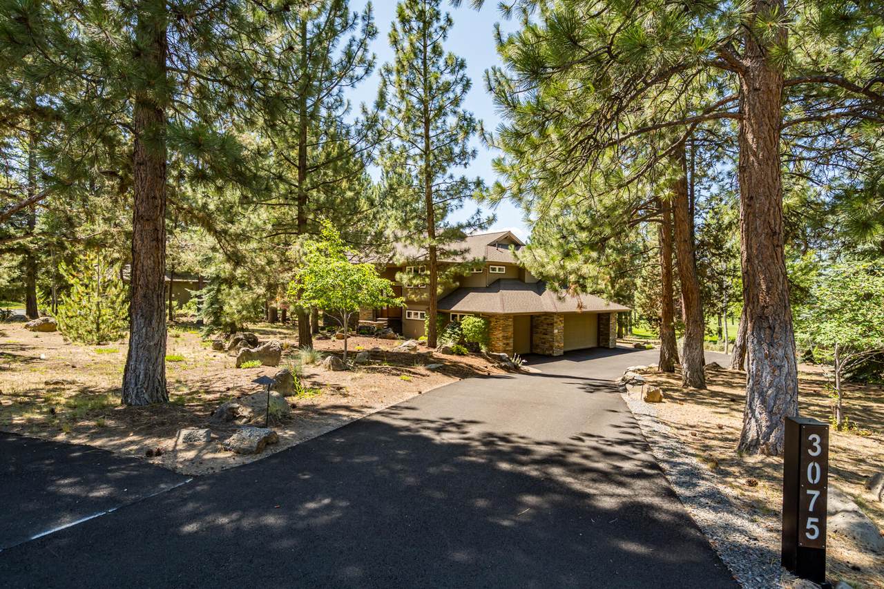 3075 Underhill Place - Photo 1