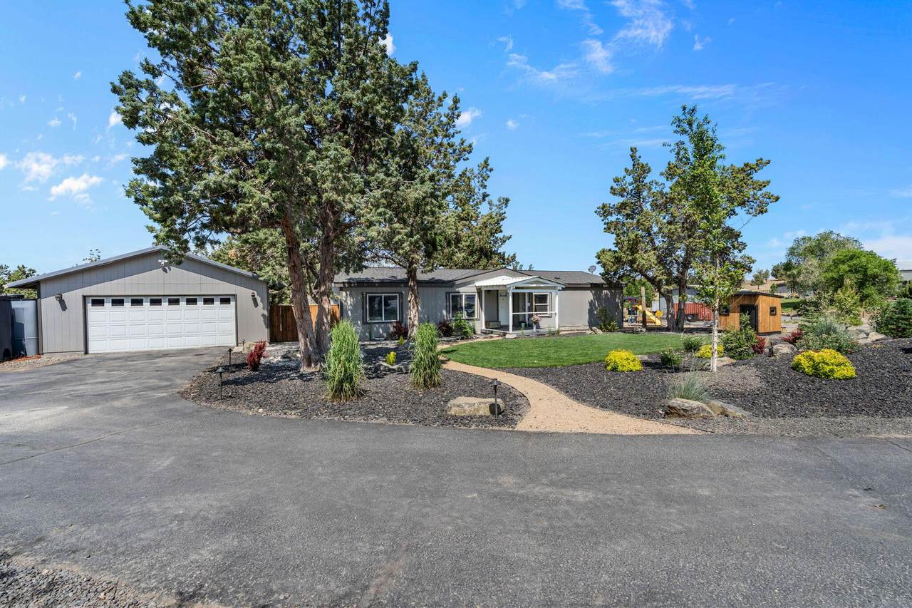 2918 Teresa Drive - Photo 1