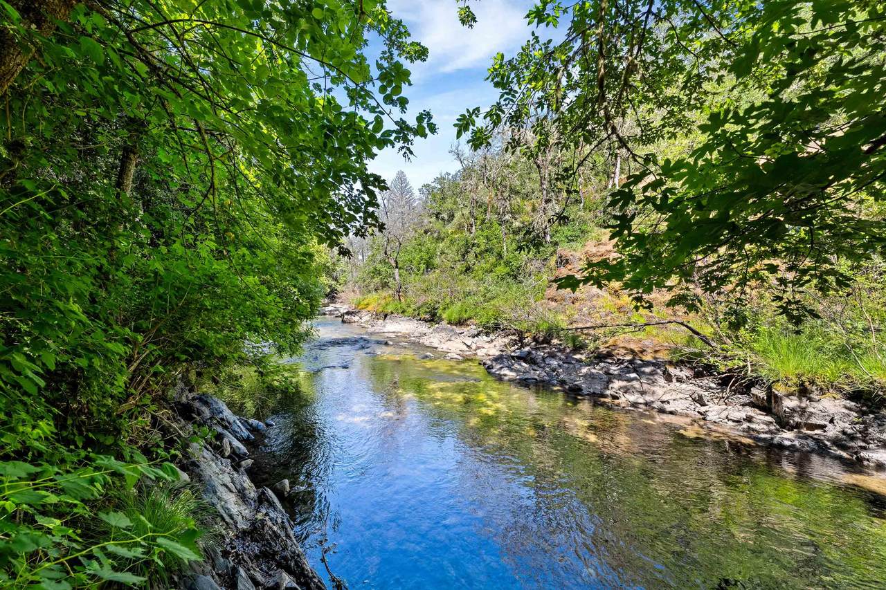 https://bt-photos.global.ssl.fastly.net/coar/1280_boomver_1_220203011-2.jpg