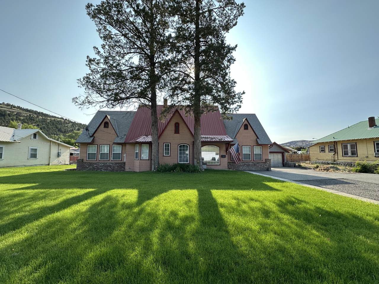 212 Bridge Street - Photo 1