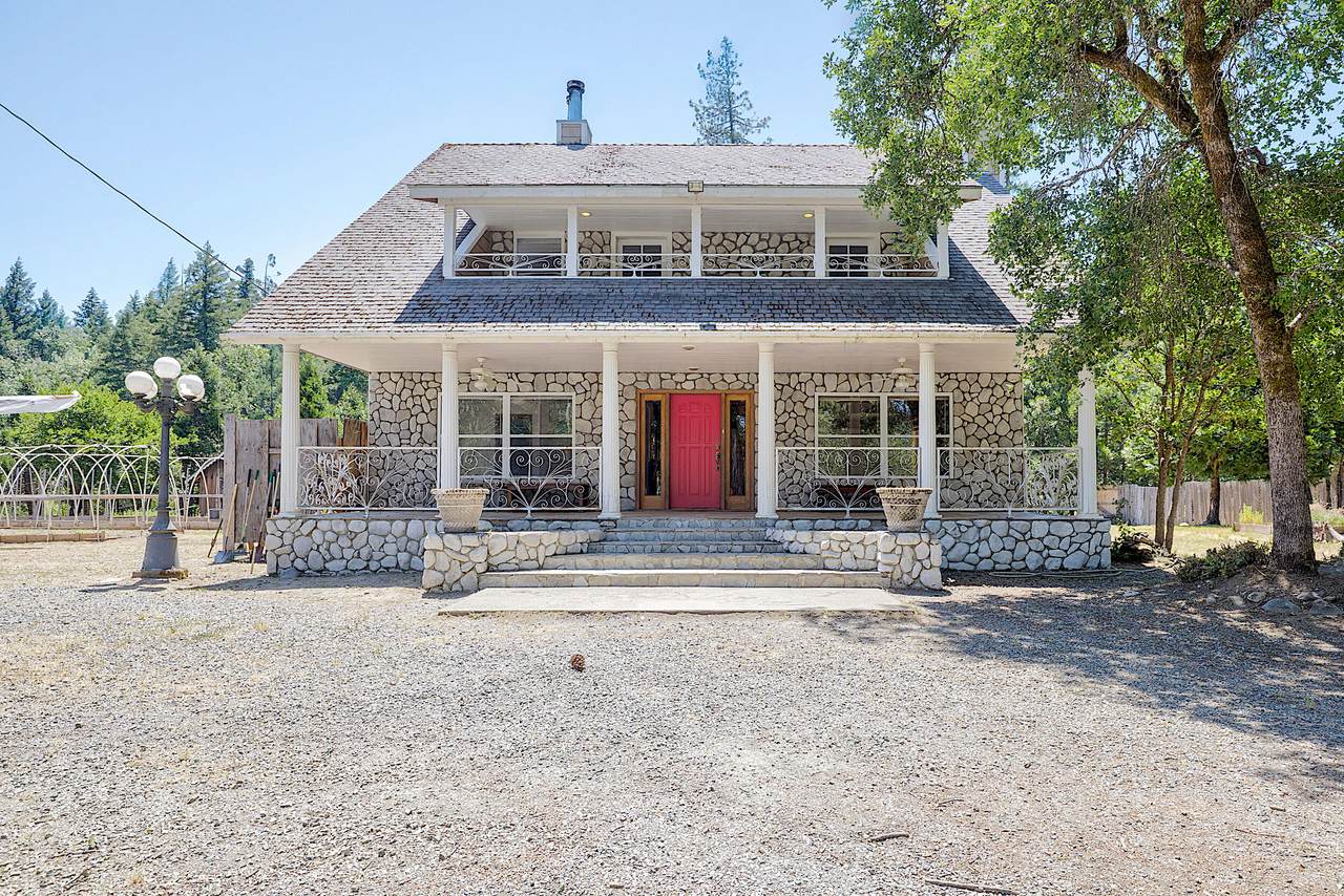 33252 Redwood Highway - Photo 1